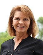 Dr. Kelly Andrews, D.C. is a Chiropractor at Gammon & Watts
